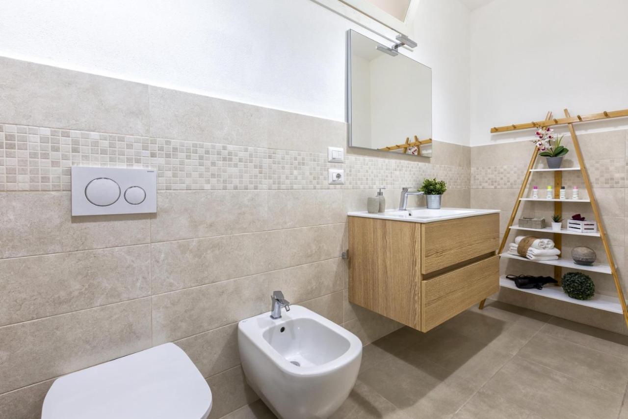 Skyfive Fire Apartment Alghero Bagian luar foto