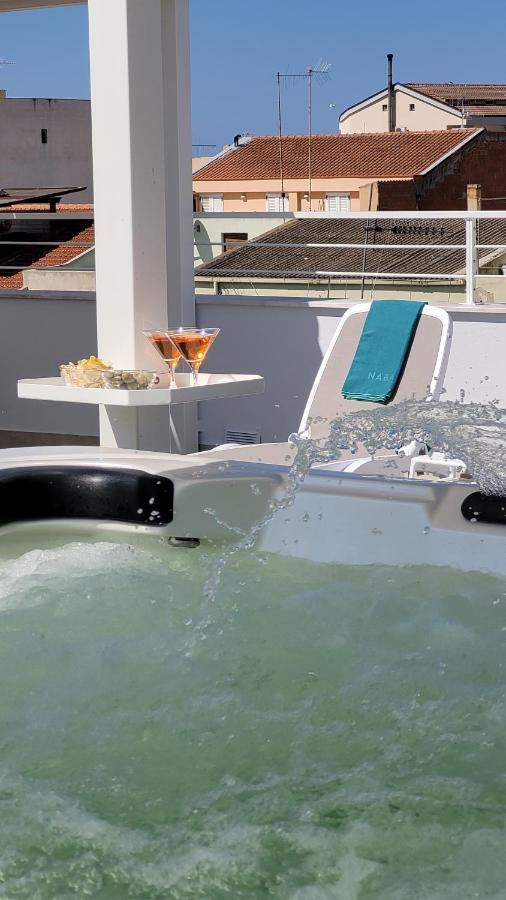 Skyfive Fire Apartment Alghero Bagian luar foto