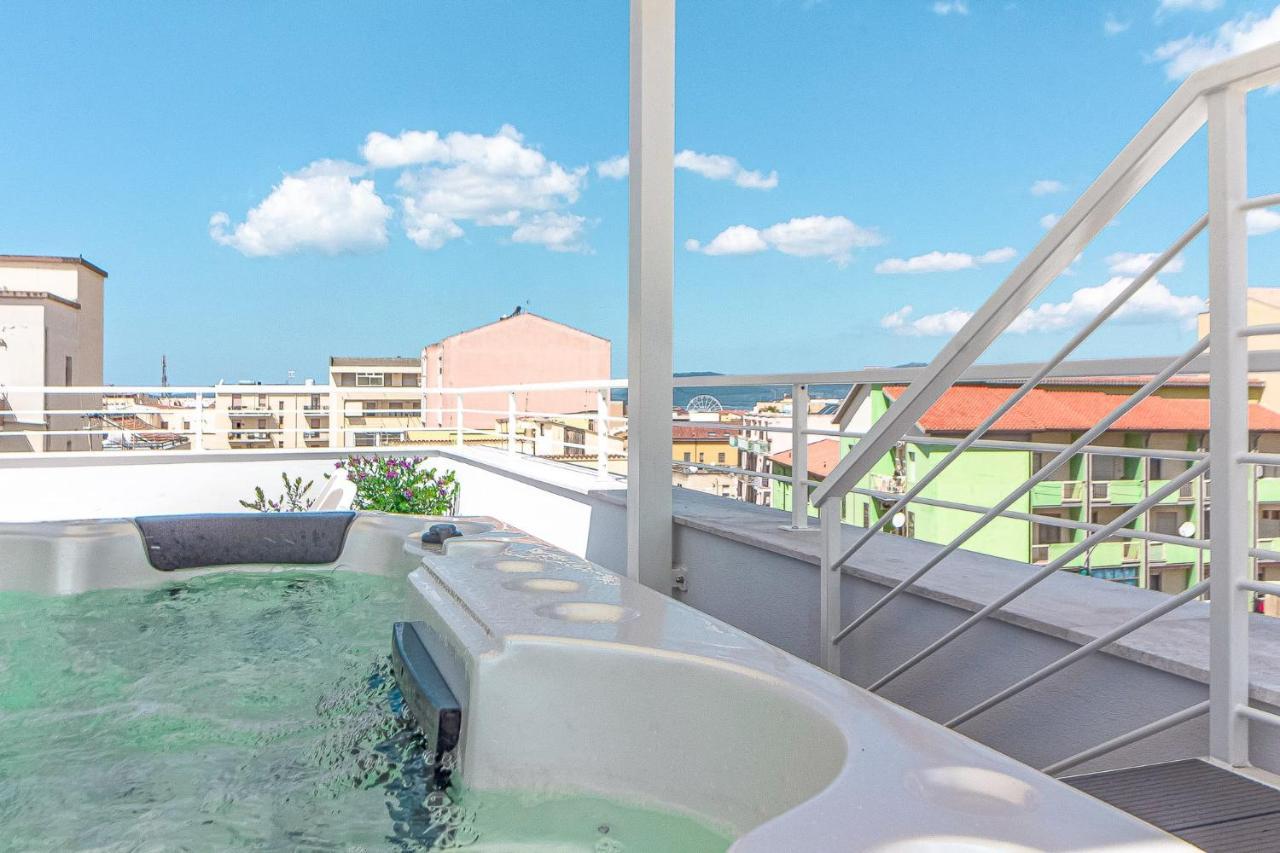 Skyfive Fire Apartment Alghero Bagian luar foto